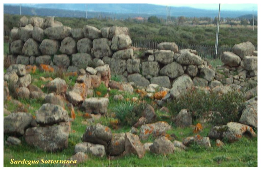 Il muro ciclopico del nuraghe Seruci, a Gonnesa.